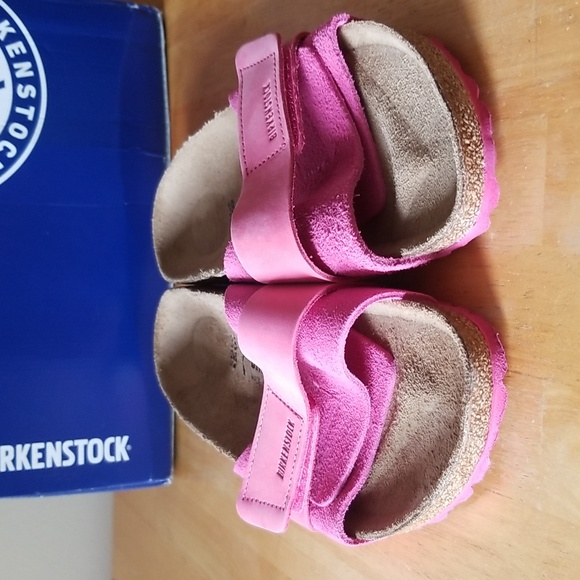 Birkenstock Oita Slide Sandal in Fuchsia - Picture 10 of 12